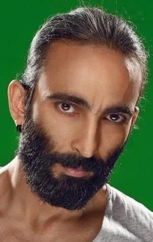 Фират Таниш