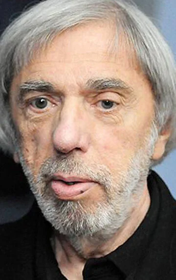 Эдуард Артемьев